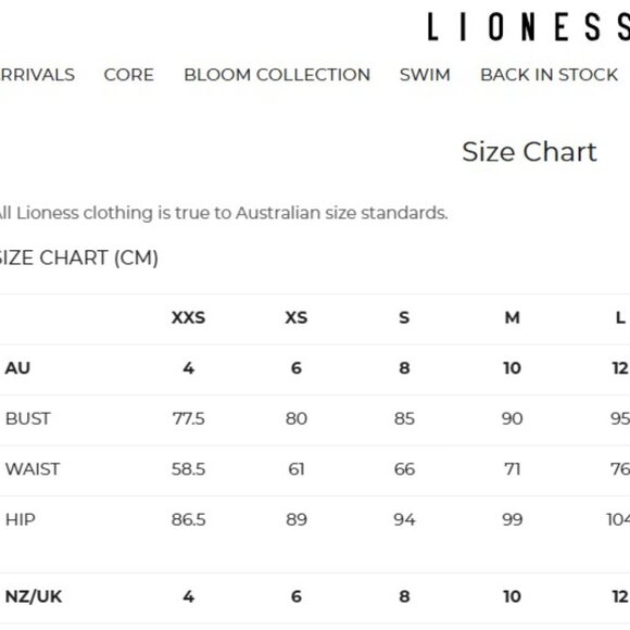 LIONESS Rebel Tank Top in Onyx black asymmetrical crop buckle punk grunge - Picture 3 of 8